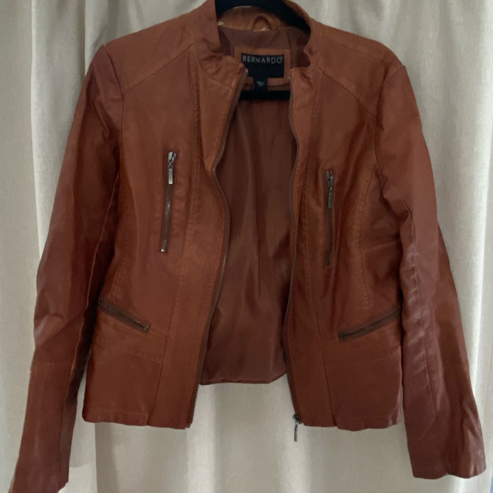 Bernardo Brown Leather Jacket Sleek Modern Design